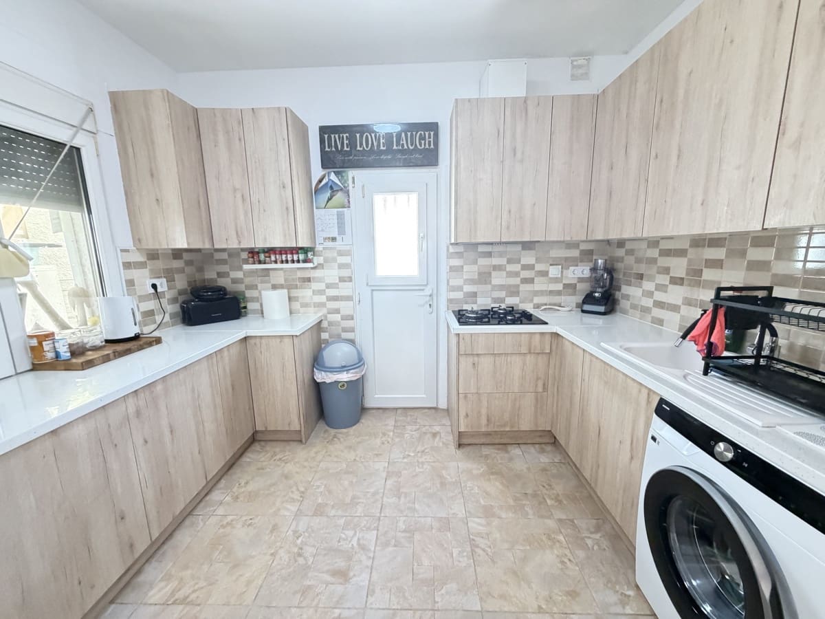 Bungalow de 2 habitaciones en Villamartin en venta - 209.995 € (Ref: 10008775)