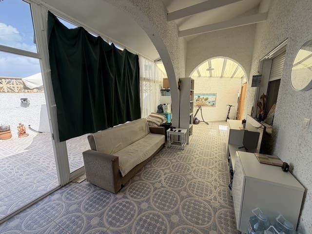 Bungalow de 2 habitaciones en Villamartin, Orihuela en venta - 209.995 € (Ref: 10008775)