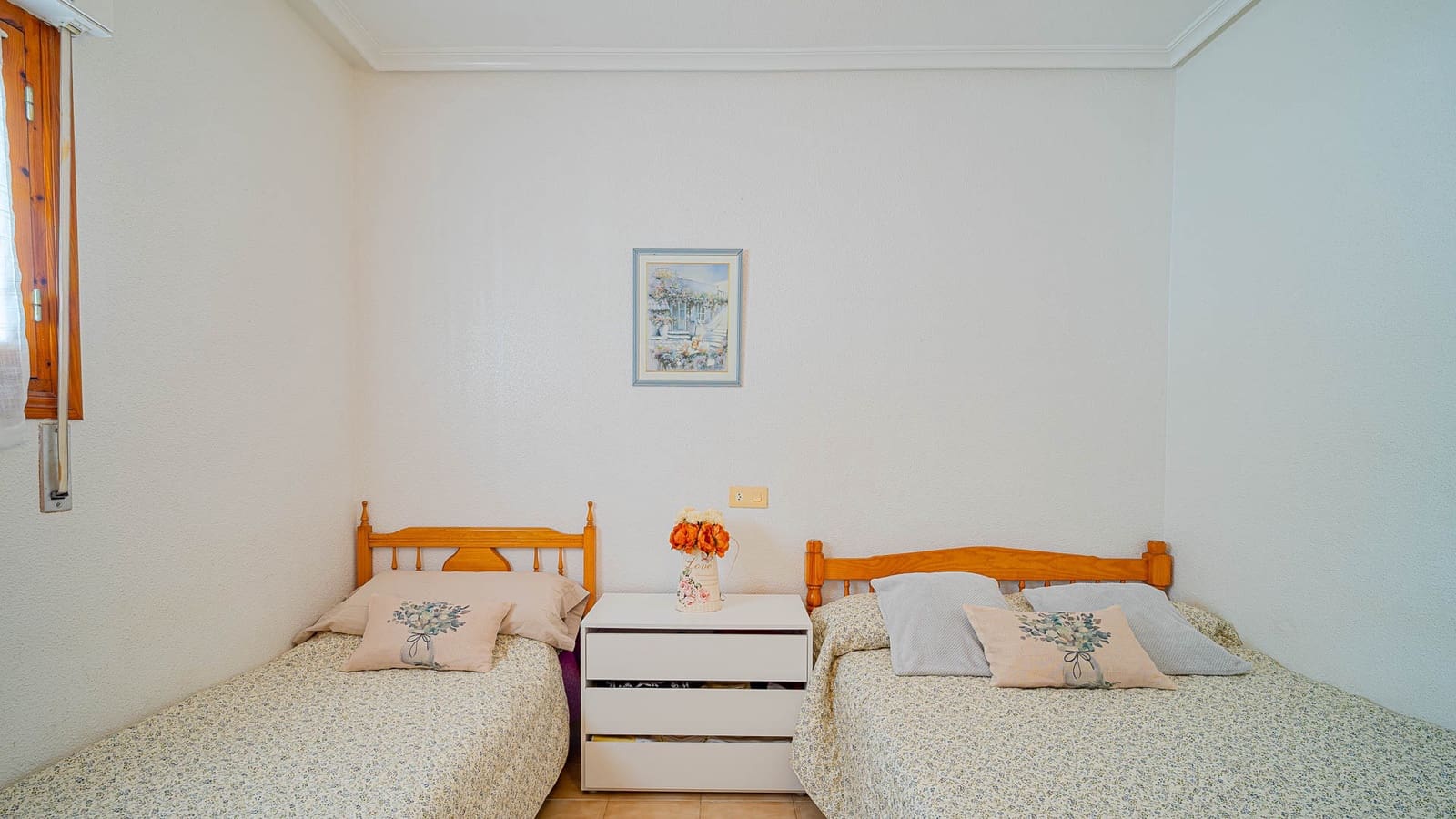 2 bedroom Apartment for sale in Punta Prima with pool - € 170,000 (Ref: 10015220)