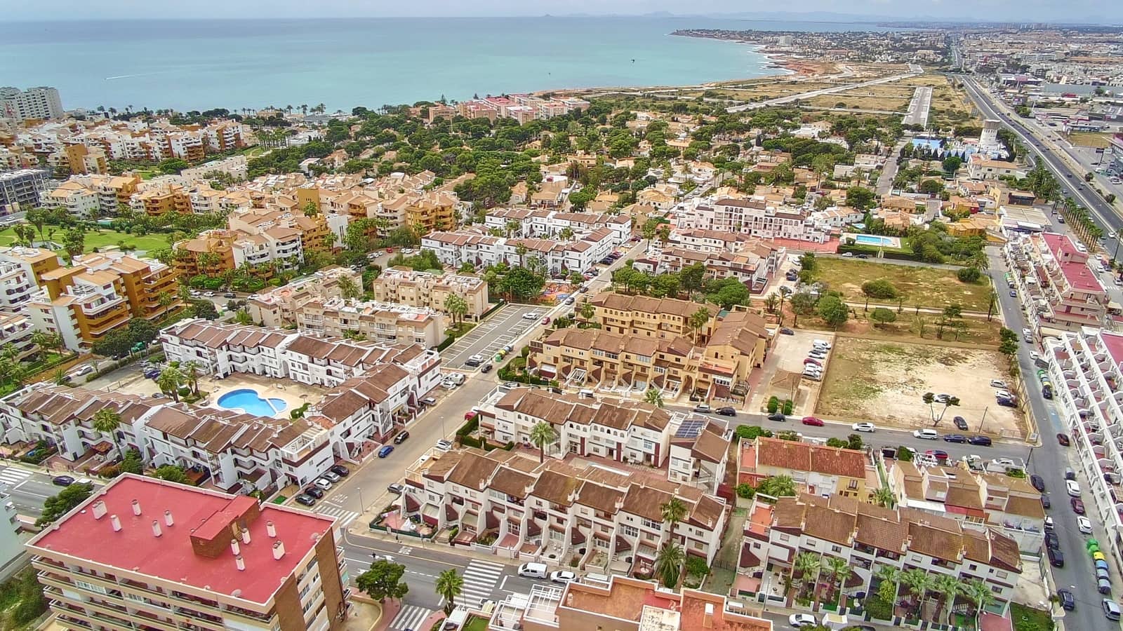 2 bedroom Apartment for sale in Punta Prima with pool - € 170,000 (Ref: 10015220)