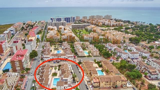 2 bedroom Apartment for sale in Punta Prima, Torrevieja with pool - € 170,000 (Ref: 10015220)