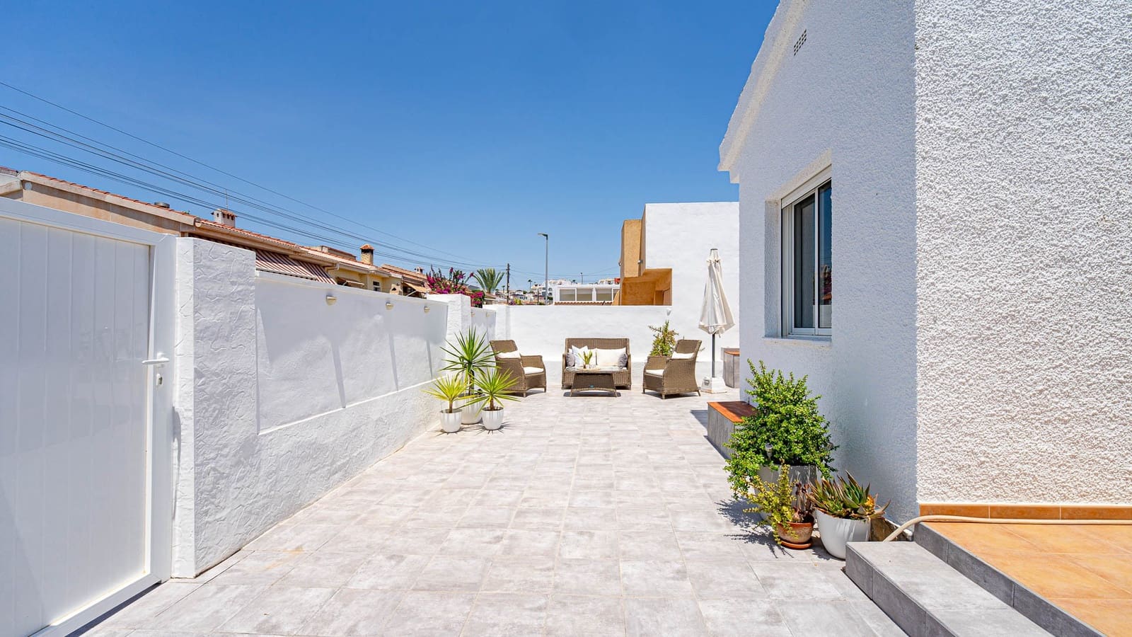 2 bedroom Apartment for sale in Ciudad Quesada with pool garage - € 185,000 (Ref: 10015223)