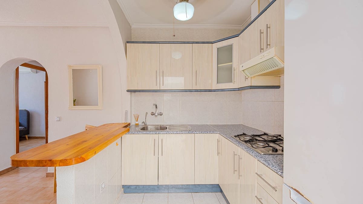 2 sypialnia Willa na sprzedaż w Ciudad Quesada z basenem garażem - 185 000 € (Ref: 10020384)