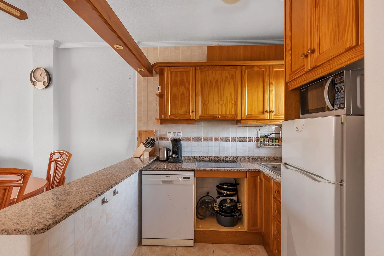 2 makuuhuone Huoneisto myytävänä paikassa Villamartin mukana uima-altaan - 175 000 € (Ref: 10037136)