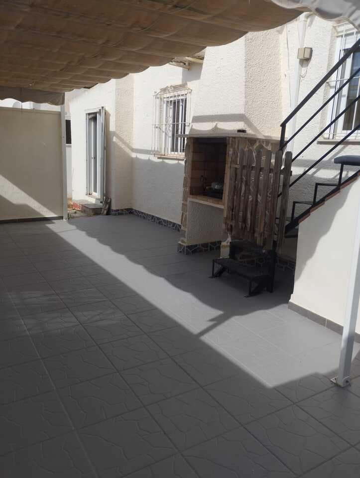 2 soverom Villa til salgs i Cabo Roig med svømmebasseng garasje - € 315 000 (Ref: 10047032)