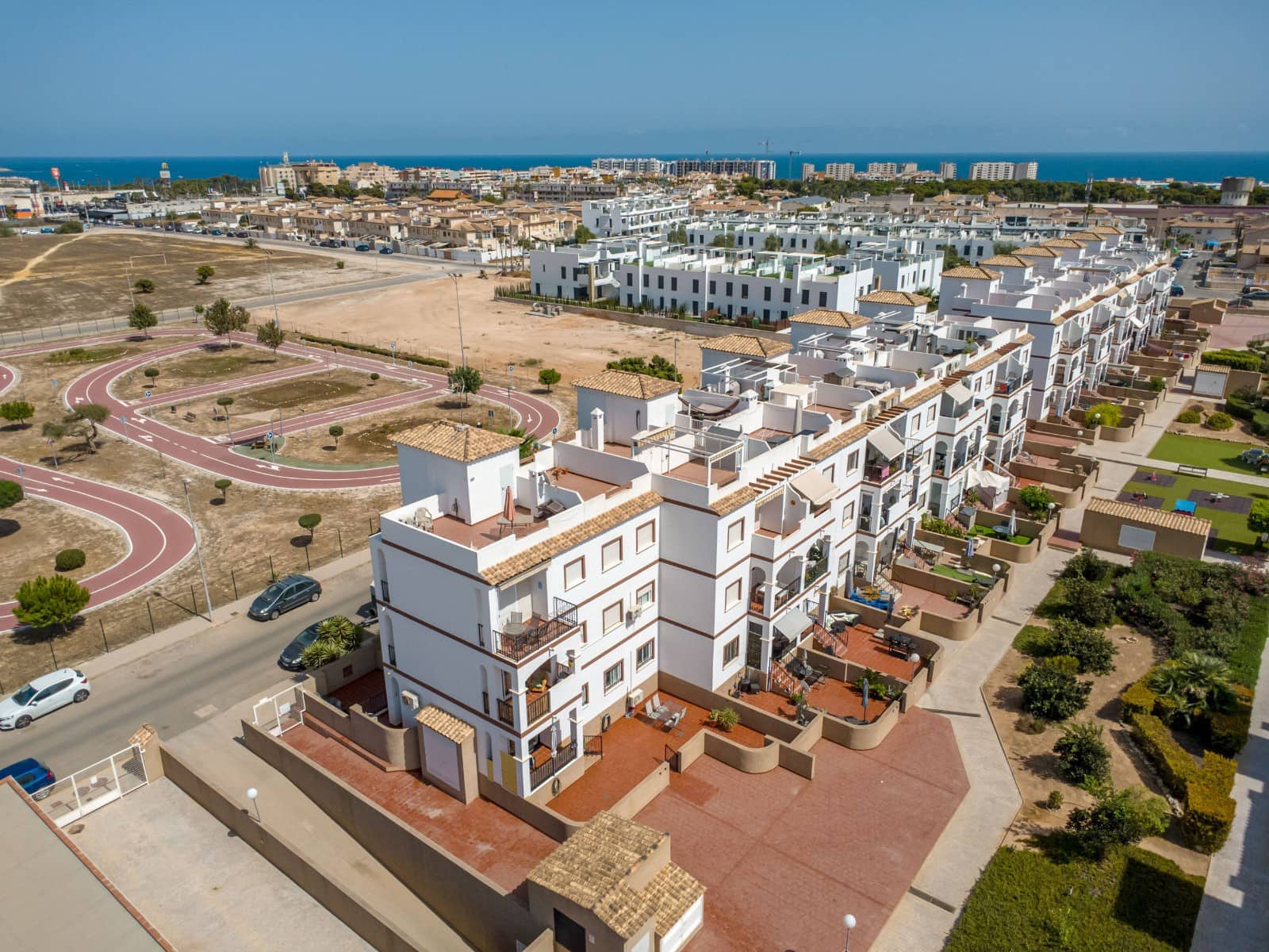 2 sypialnia Apartament na sprzedaż w Orihuela Costa z basenem garażem - 230 000 € (Ref: 10157567)