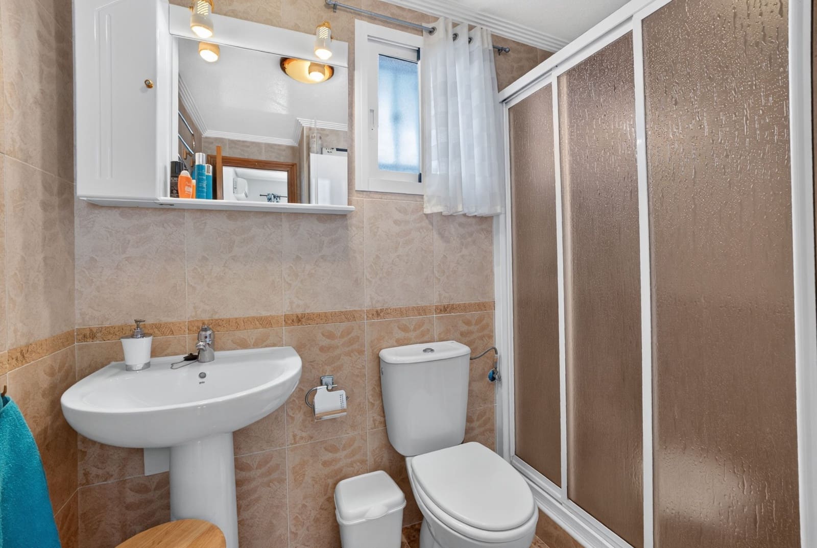 2 sypialnia Apartament na sprzedaż w Orihuela Costa z basenem garażem - 230 000 € (Ref: 10157567)