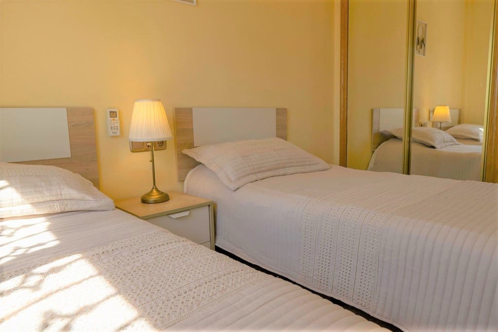 3 bedroom Villa for sale in Filipinas with pool - € 390,000 (Ref: 10161216)