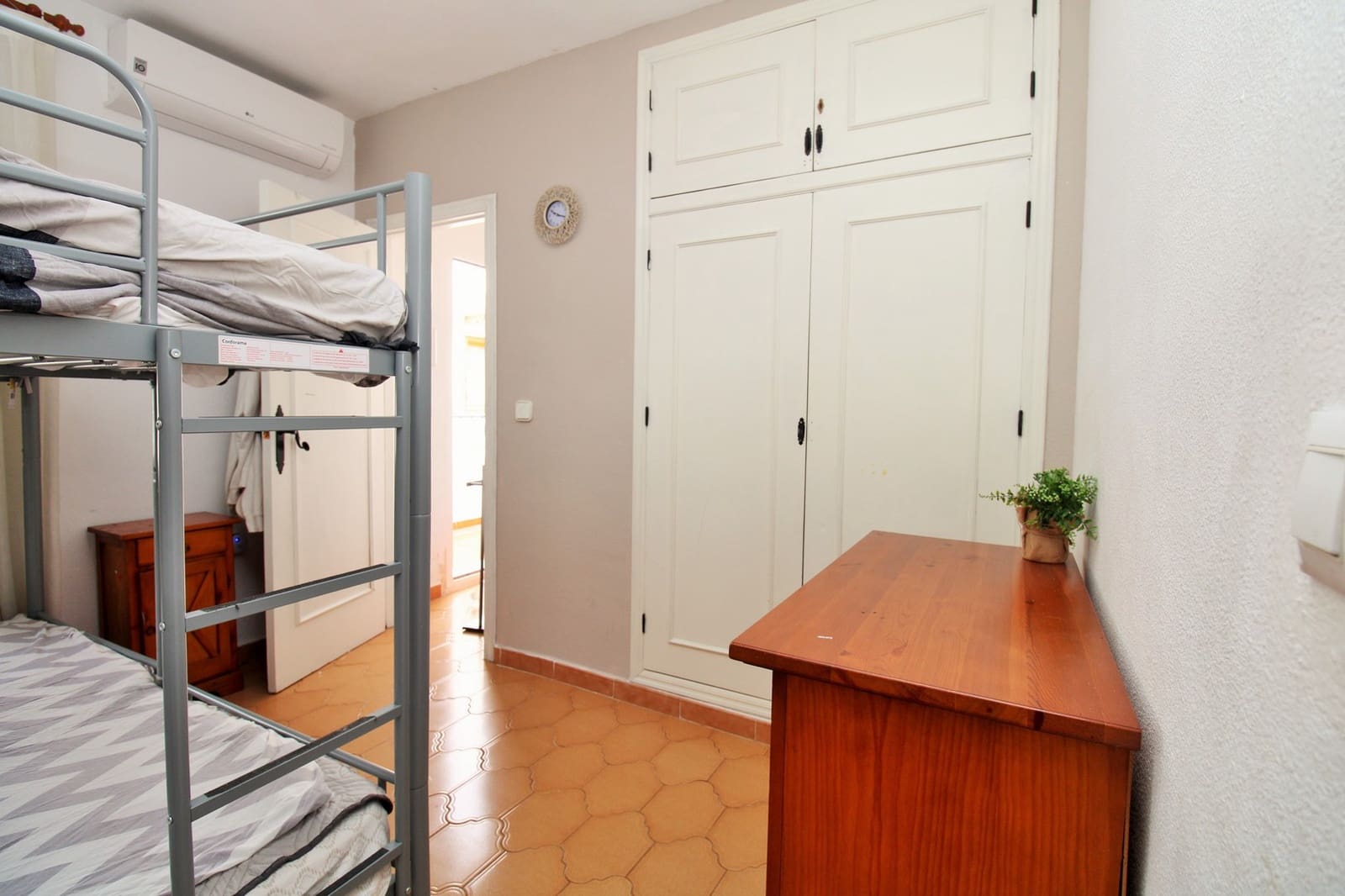 1 sovrum Lägenhet till salu i Villamartin med pool - 119 950 € (Ref: 10168392)