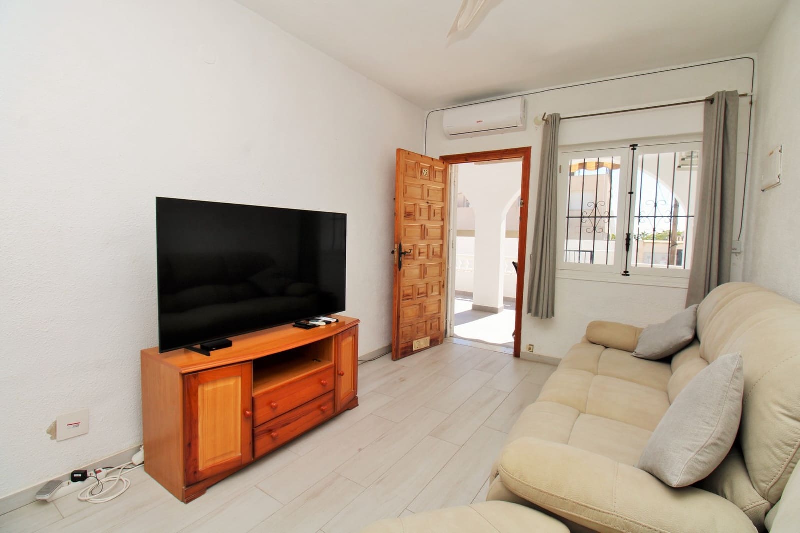 2 soverom Bungalow til salgs i Villamartin - € 149 995 (Ref: 10168397)