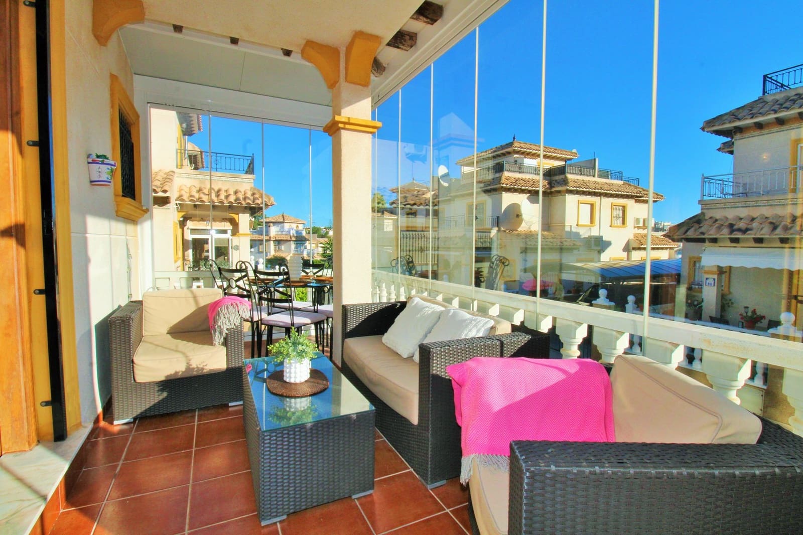 3 soveværelse Byhus til salg i Villamartin med swimmingpool garage - € 219.995 (Ref: 10174528)