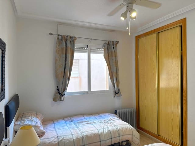 Apartamento de 2 habitaciones en Cabo Roig, Orihuela en venta con piscina garaje - 184.950 € (Ref: 10182880)