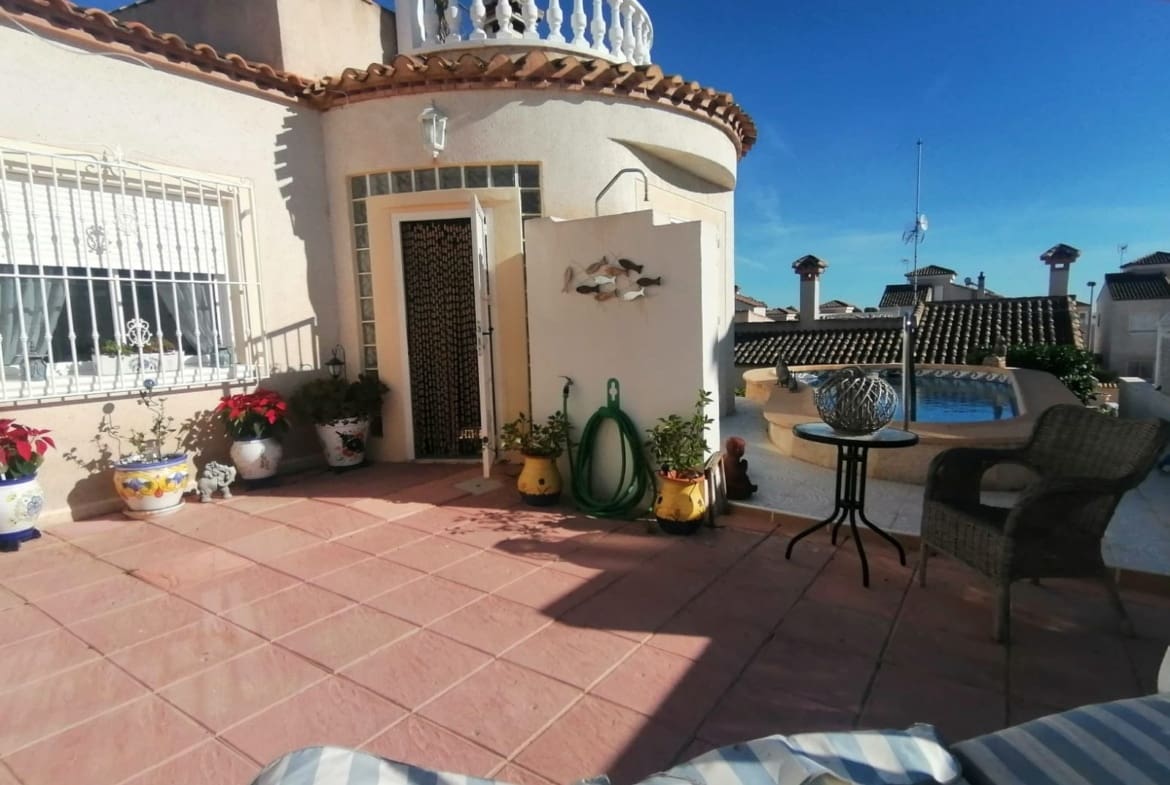 3 camera da letto Villa in vendita in San Miguel de Salinas con piscina garage - 245.000 € (Rif: 8605523)