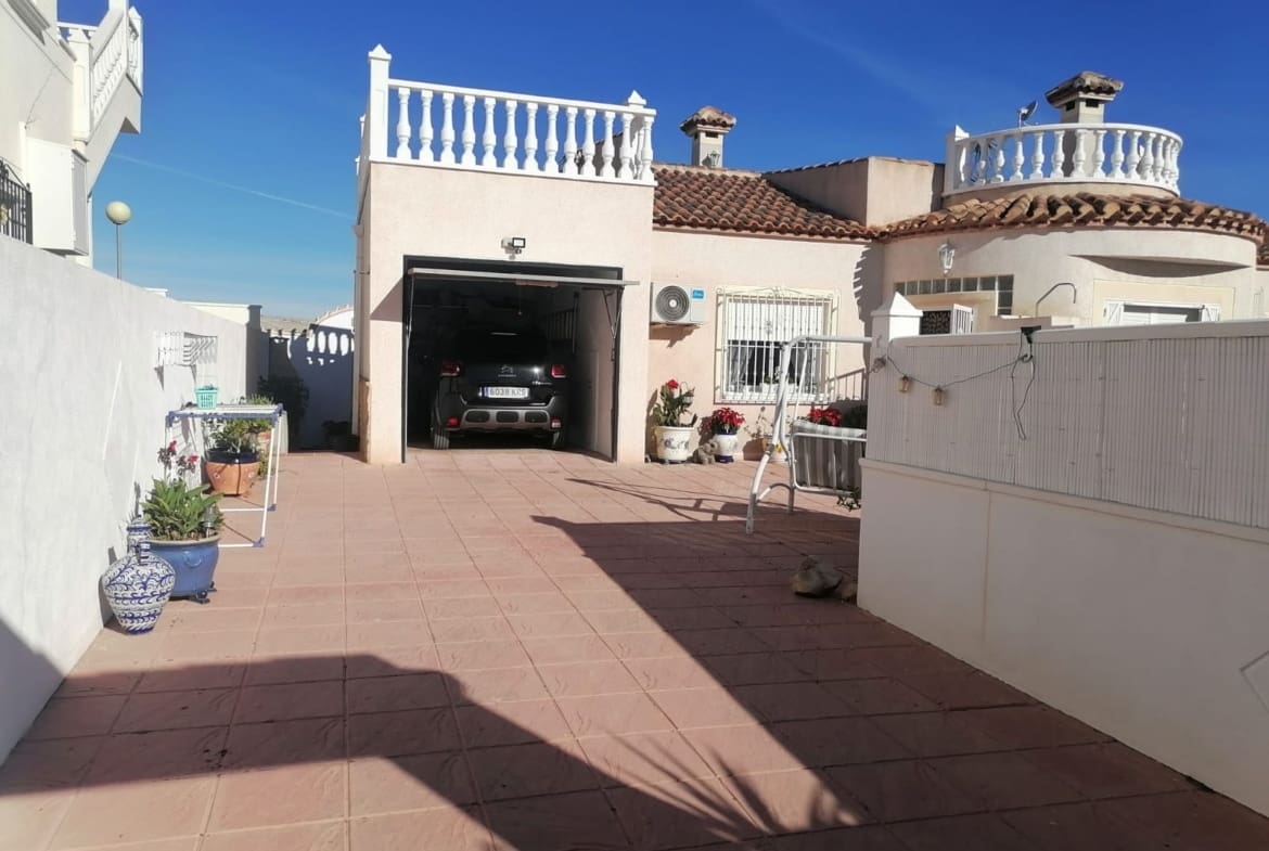 3 camera da letto Villa in vendita in San Miguel de Salinas con piscina garage - 245.000 € (Rif: 8605523)