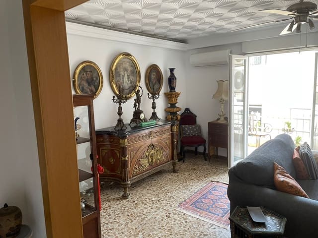 11 camera da letto Appartamento in vendita in Zona Pueblo, Guardamar del Segura con garage - 680.000 € (Rif: 8605529)