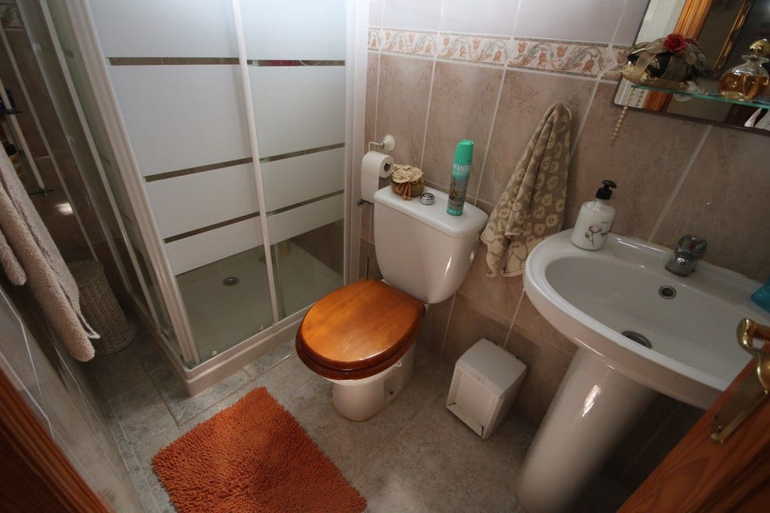 3 soveværelse Villa til salg i Villamartin med swimmingpool garage - € 295.000 (Ref: 8610532)