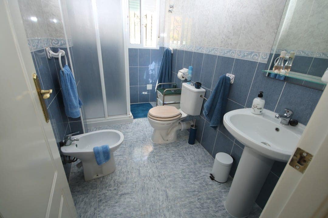 3 soveværelse Villa til salg i Villamartin med swimmingpool garage - € 295.000 (Ref: 8610532)