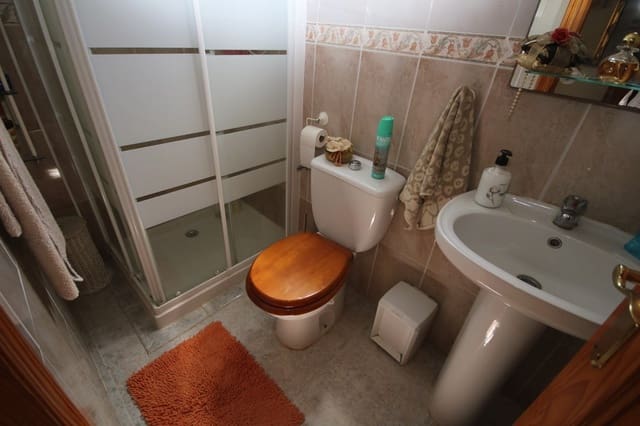 3 chambre Villa/Maison à vendre à Villamartin, Orihuela avec piscine garage - 295 000 € (Ref: 8610532)