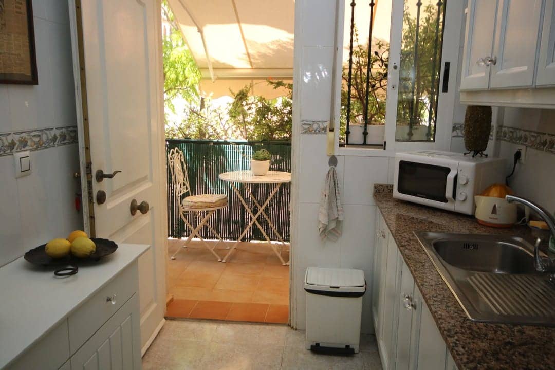 3 soveværelse Villa til salg i Villamartin med swimmingpool garage - € 295.000 (Ref: 8610532)