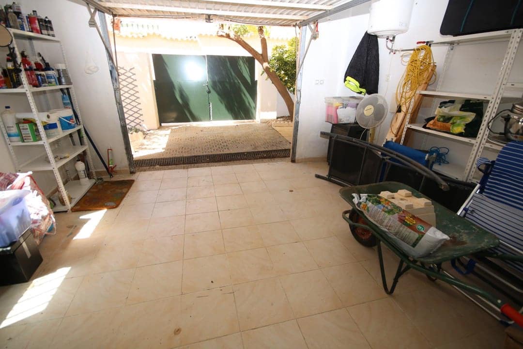 3 soveværelse Villa til salg i Villamartin med swimmingpool garage - € 295.000 (Ref: 8610532)