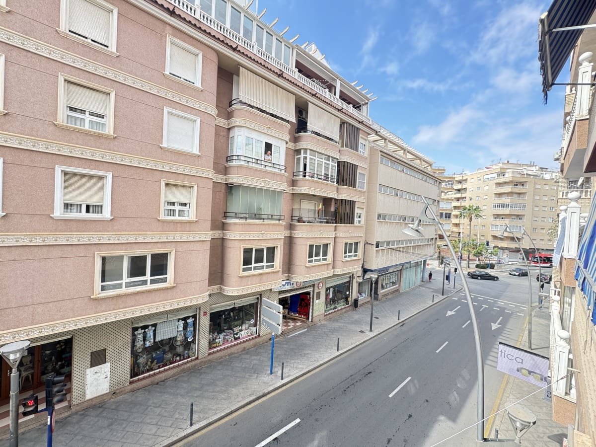 3 Zimmer Apartment zu verkaufen in Torrevieja - 144.995 € (Ref: 9099041)