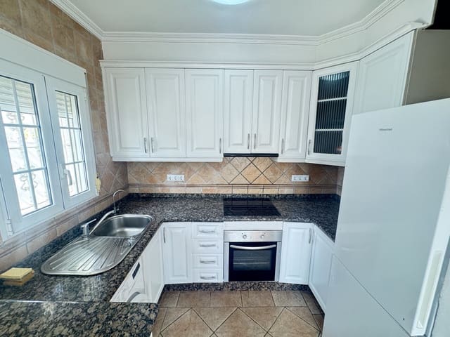 3 bedroom Villa for sale in San Miguel de Salinas - € 345,000 (Ref: 9177712)