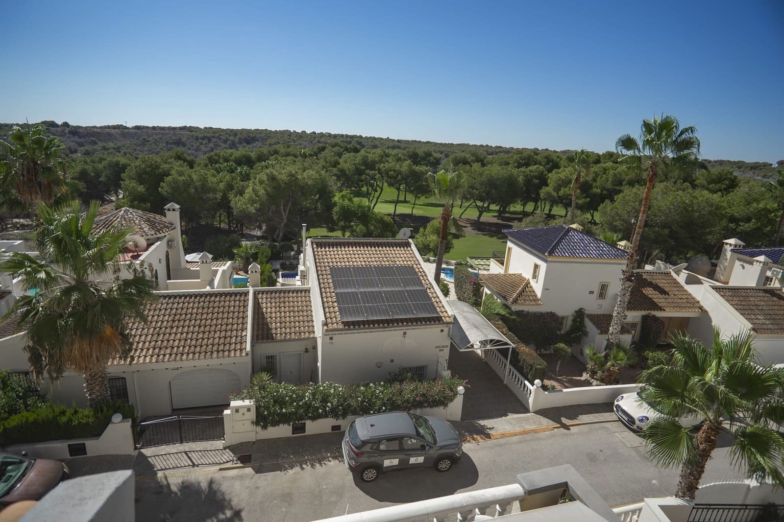 4 bedroom Villa for sale in Las Ramblas Golf with pool - € 345,000 (Ref: 9202384)