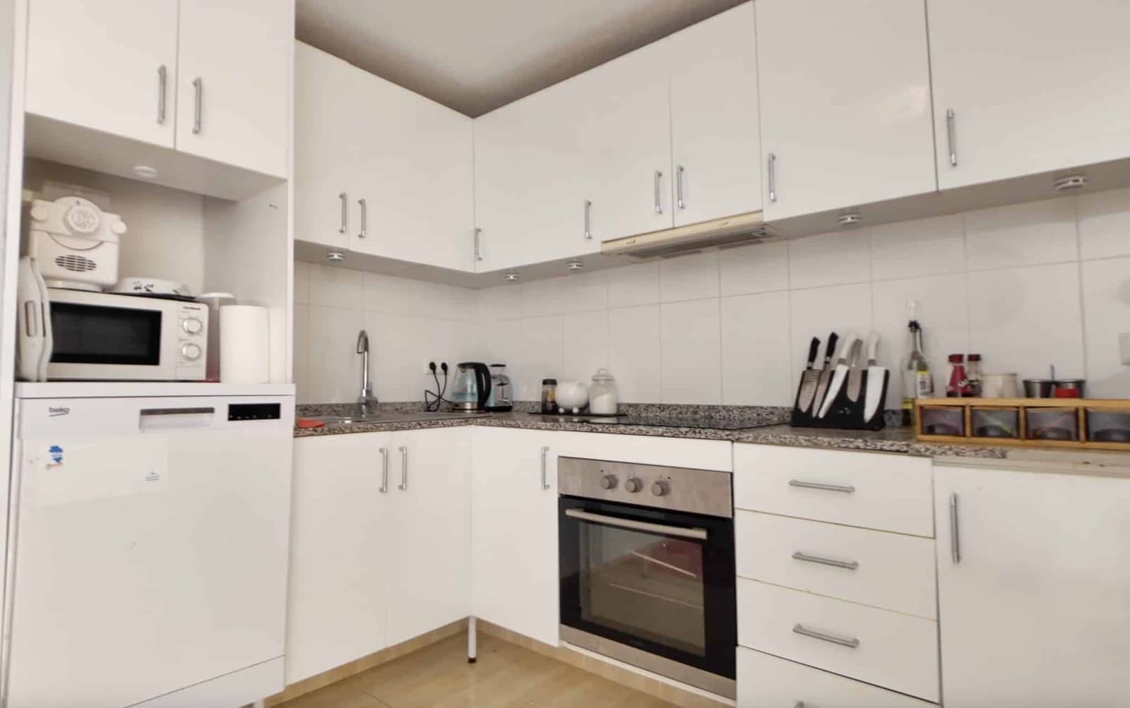 4 bedroom Villa for sale in Las Ramblas Golf with pool - € 345,000 (Ref: 9202384)