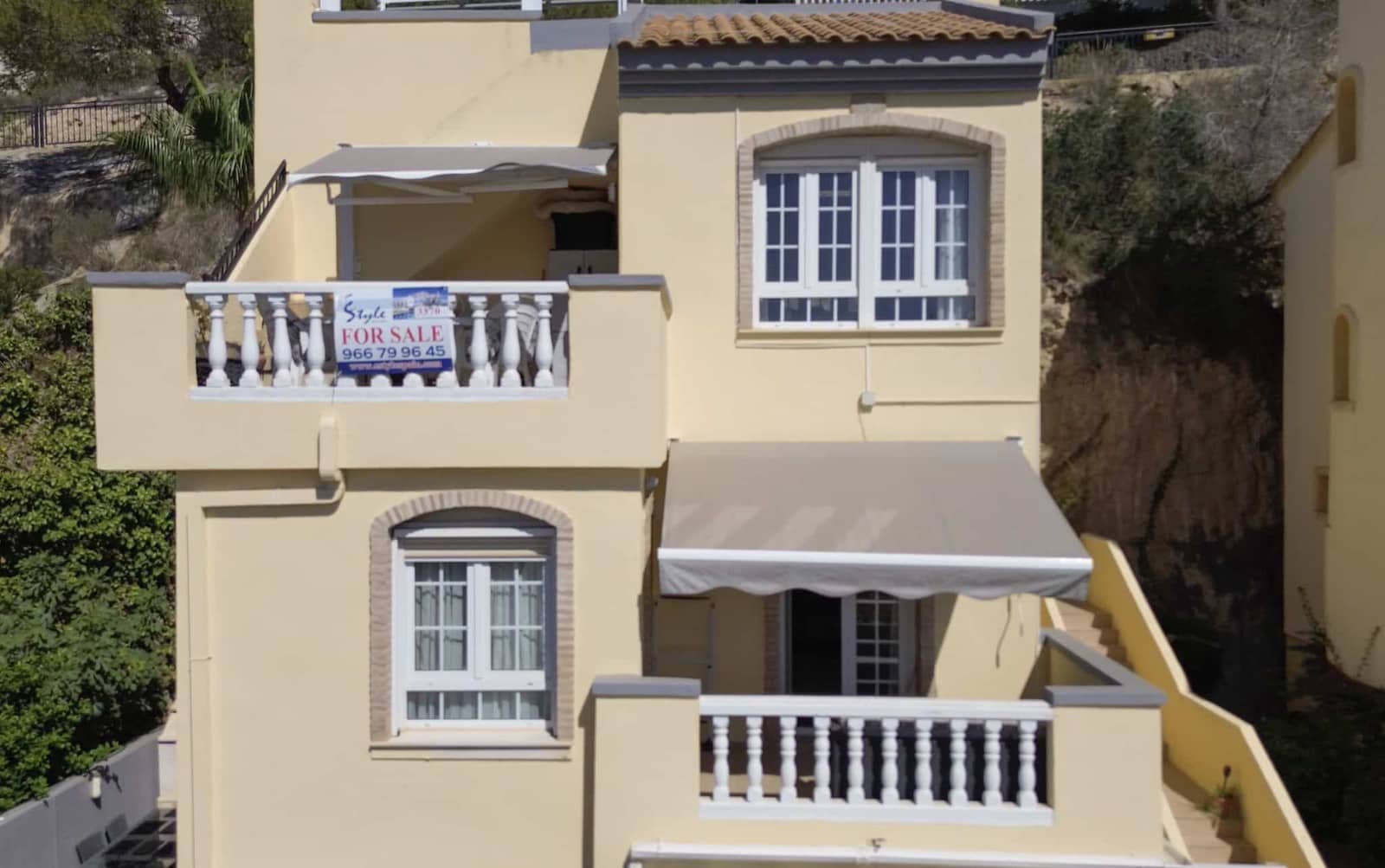 4 bedroom Villa for sale in Las Ramblas Golf with pool - € 345,000 (Ref: 9202384)