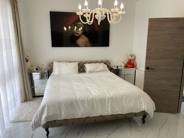 4 bedroom Villa for sale in Los Balcones - € 599,000 (Ref: 9226436)