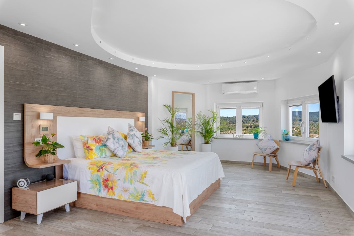 5 bedroom Villa for sale in Torremendo - € 1,695,000 (Ref: 9226440)