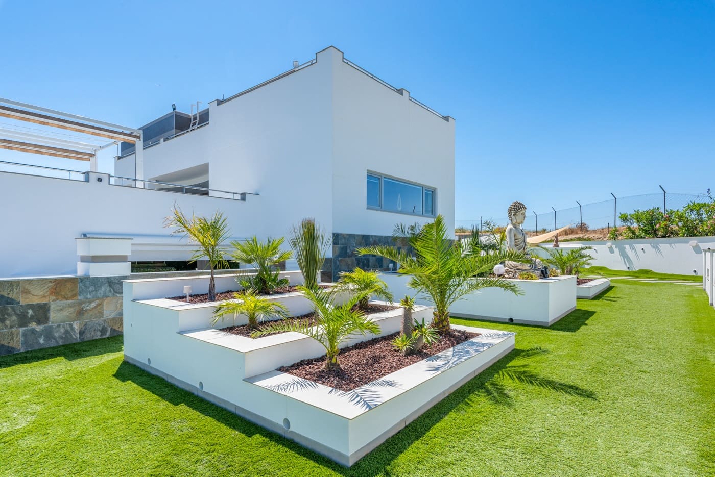 5 bedroom Villa for sale in Torremendo - € 1,695,000 (Ref: 9226440)