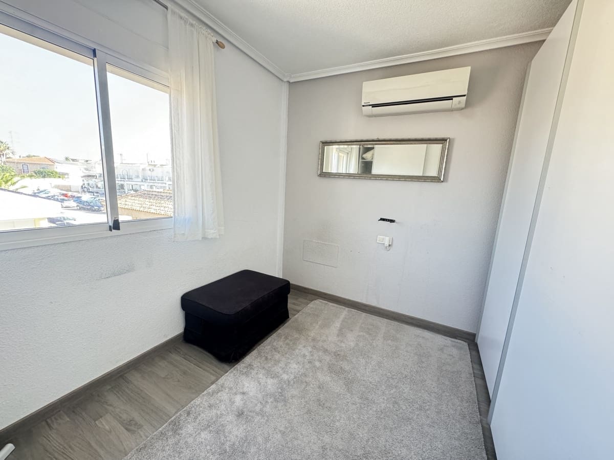 4 makuuhuone Huvila myytävänä paikassa Ciudad Quesada - 590 000 € (Ref: 9226442)