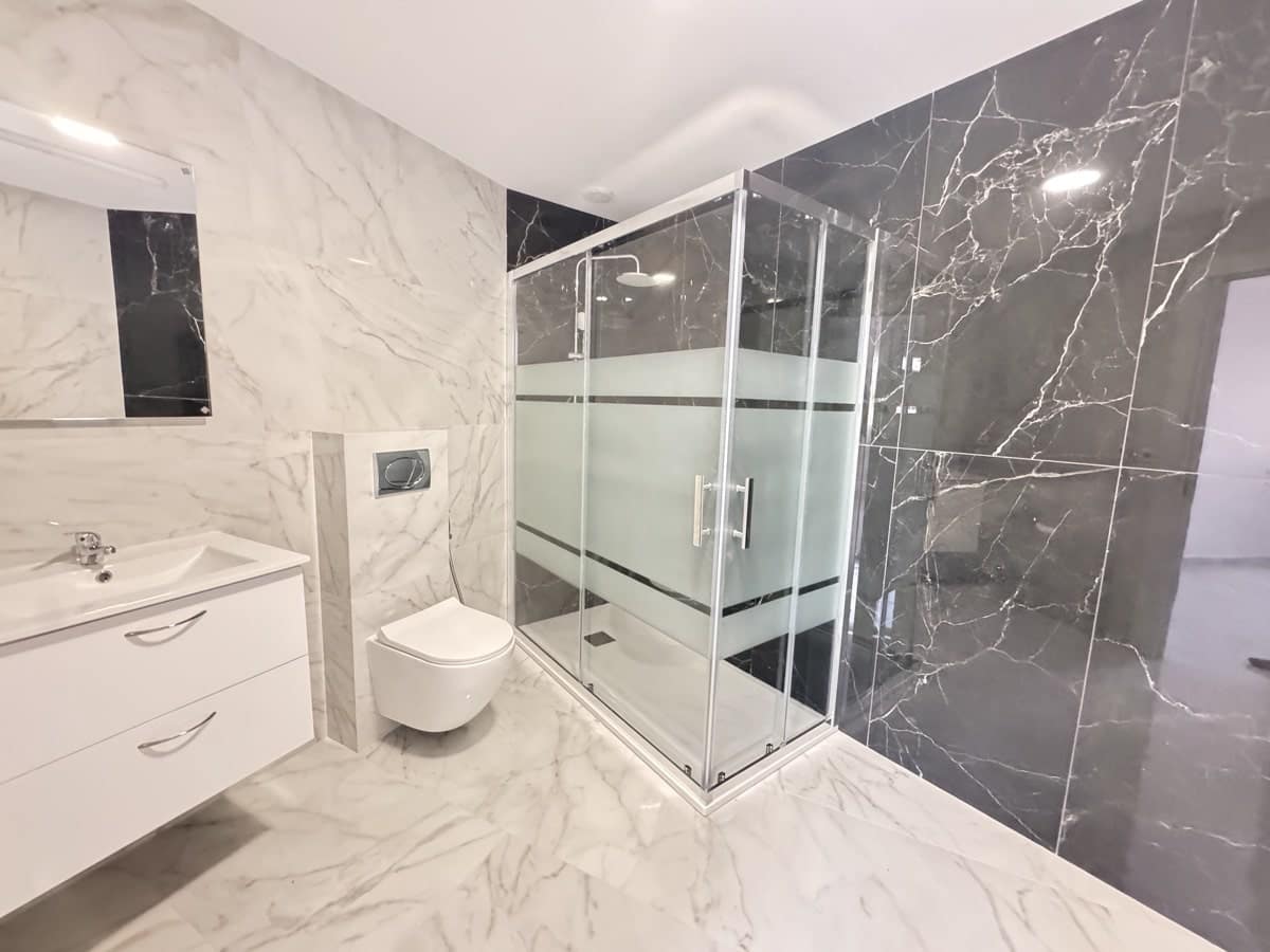 Apartamento de 2 habitaciones en Torrevieja en venta - 295.000 € (Ref: 9226443)