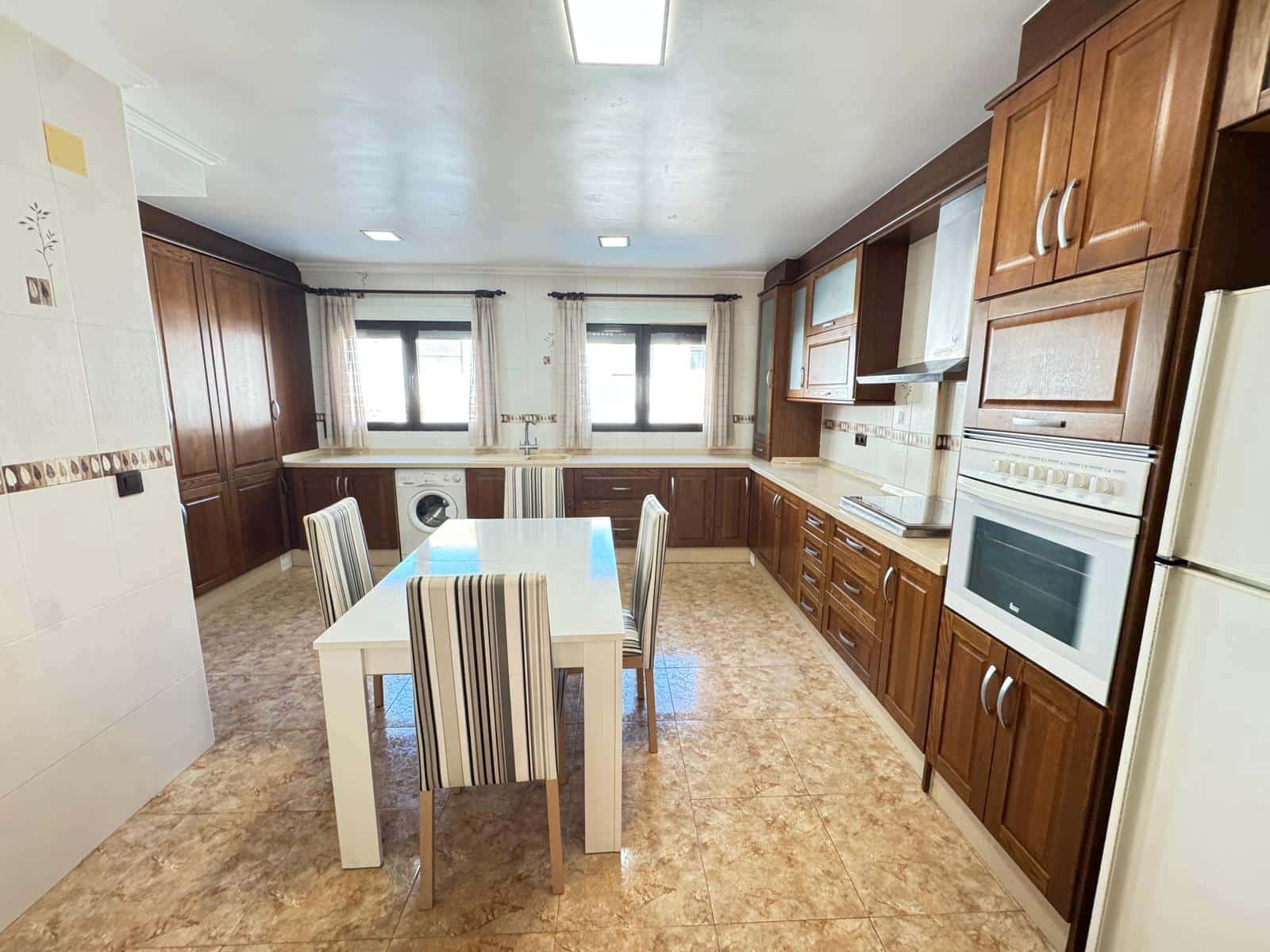 Casa de 3 habitaciones en San Miguel de Salinas en venta - 249.000 € (Ref: 9226449)