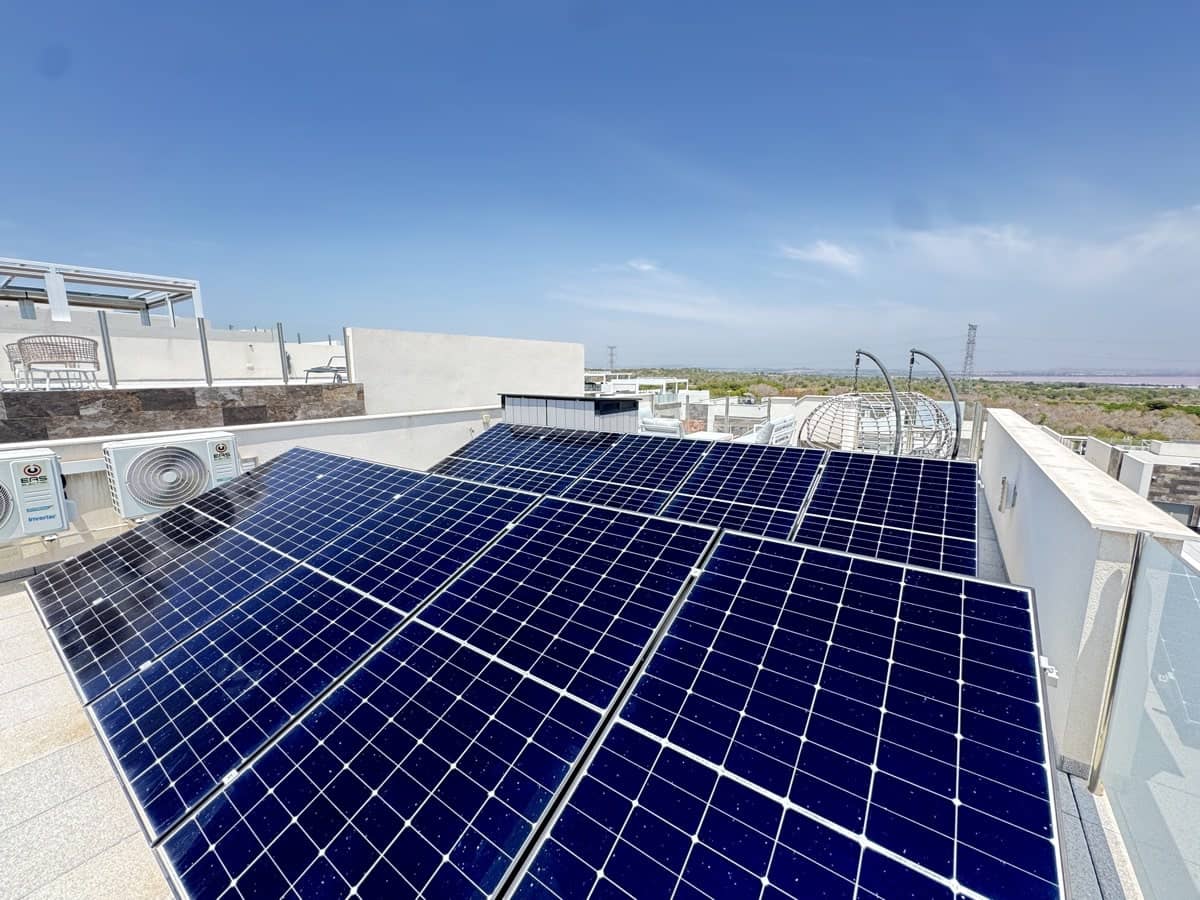 4 soveværelse Villa til salg i Villamartin - € 450.000 (Ref: 9226455)