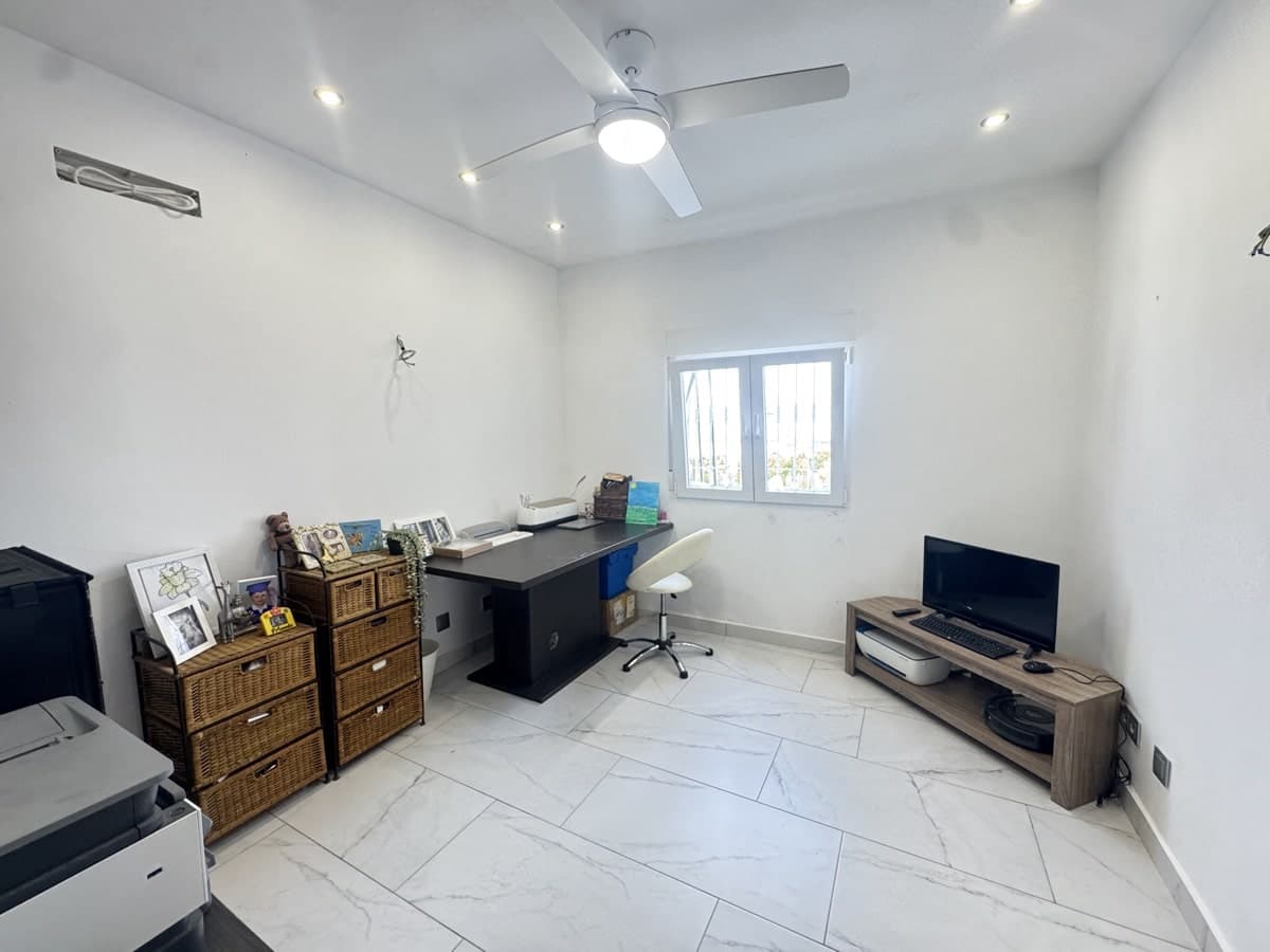 5 sovrum Villa till salu i San Miguel de Salinas - 599 999 € (Ref: 9226457)