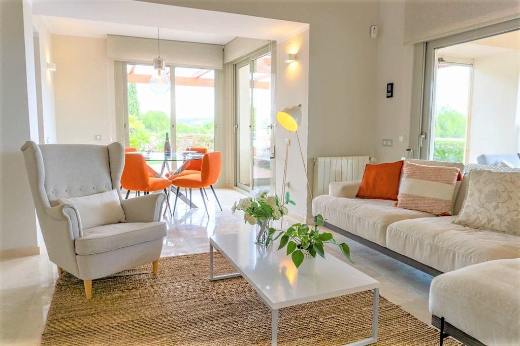 3 quarto Moradia para venda em Las Colinas Golf com piscina garagem - 545 000 € (Ref: 9239835)