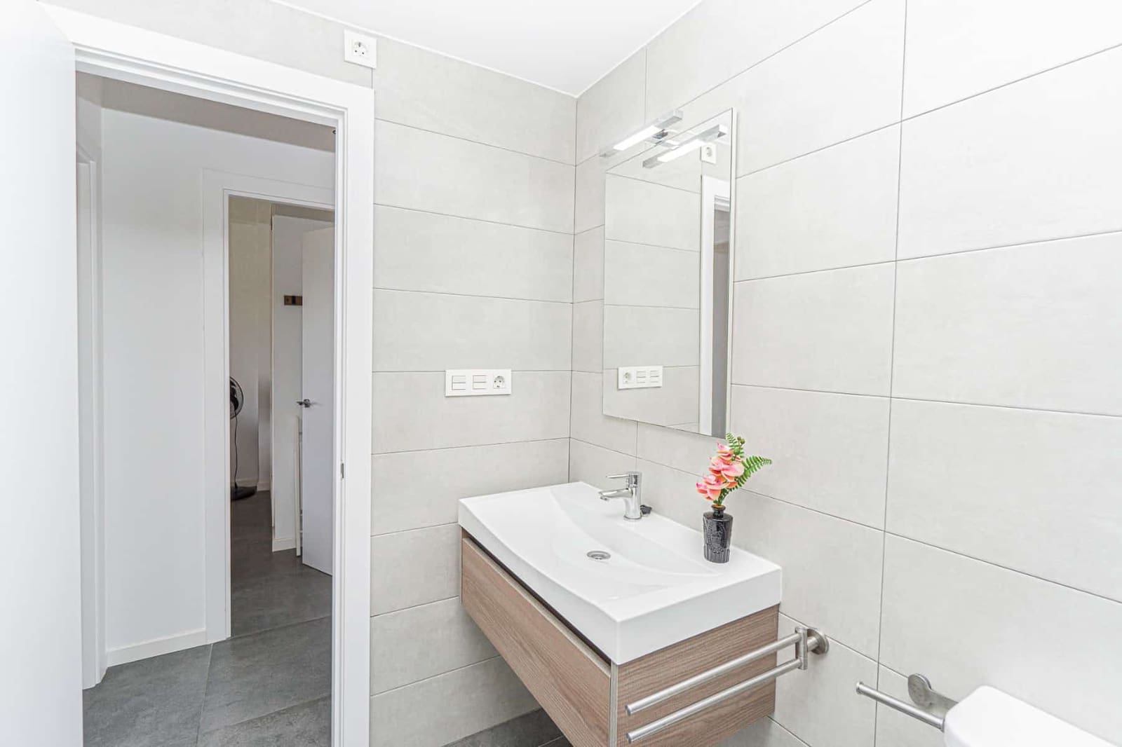 2 bedroom Apartment for sale in Dehesa de Campoamor with pool - € 219,000 (Ref: 9297159)