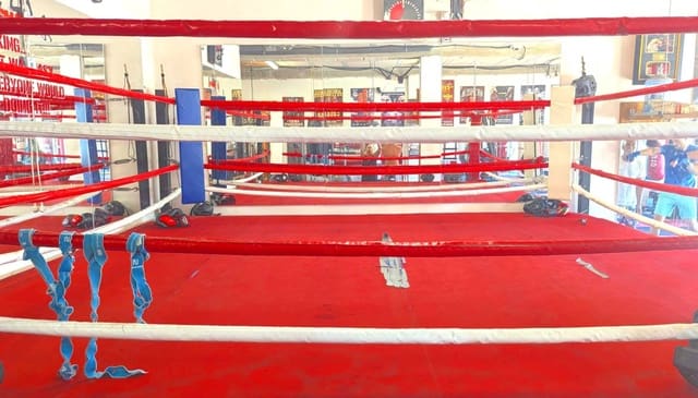 Business for sale in Villamartin, Orihuela - € 50,000 (Ref: 9337798)