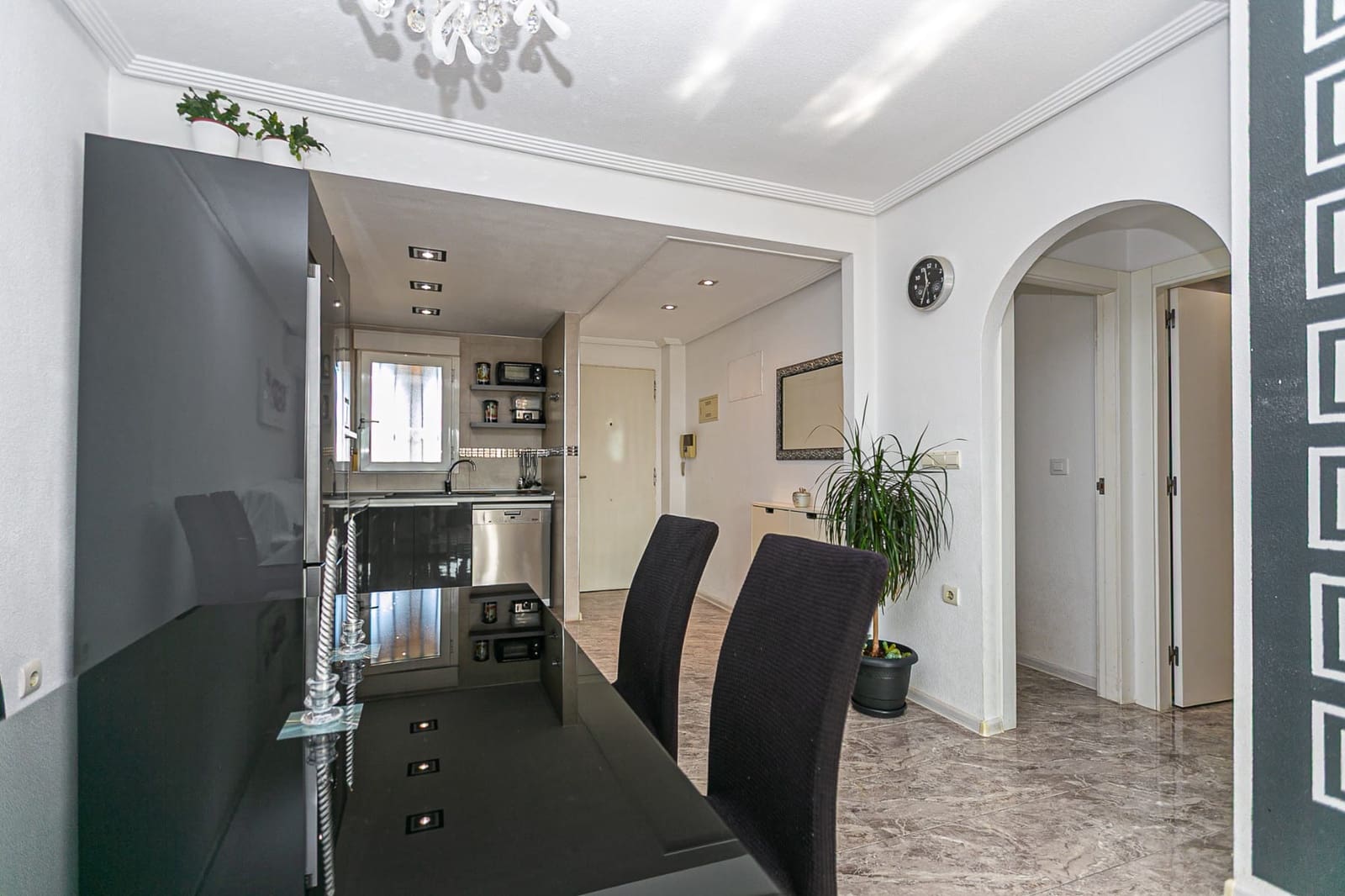 2 soveværelse Lejlighed til salg i Orihuela Costa med swimmingpool - € 198.000 (Ref: 9367255)