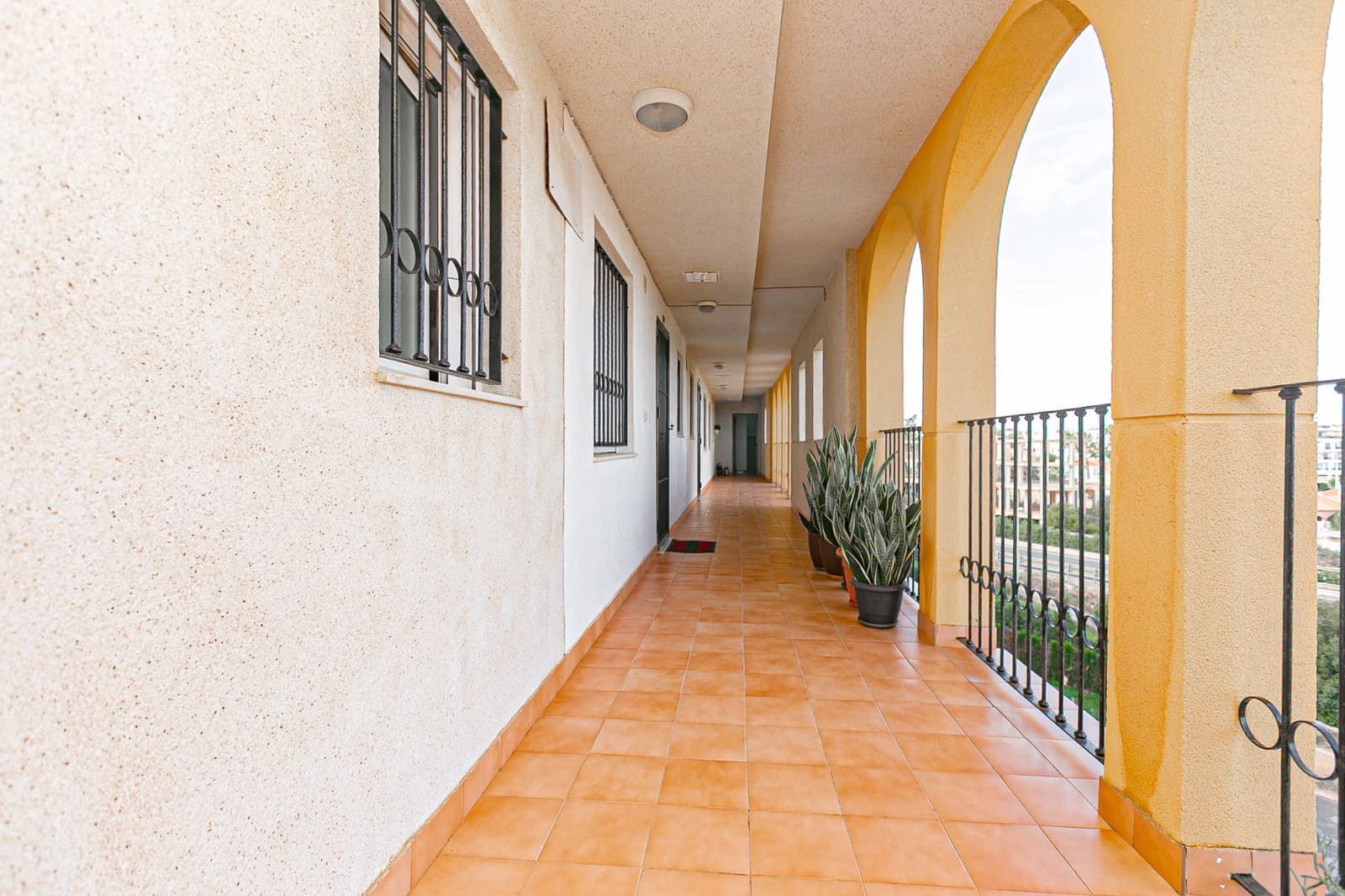 2 soveværelse Lejlighed til salg i Orihuela Costa med swimmingpool - € 198.000 (Ref: 9367255)