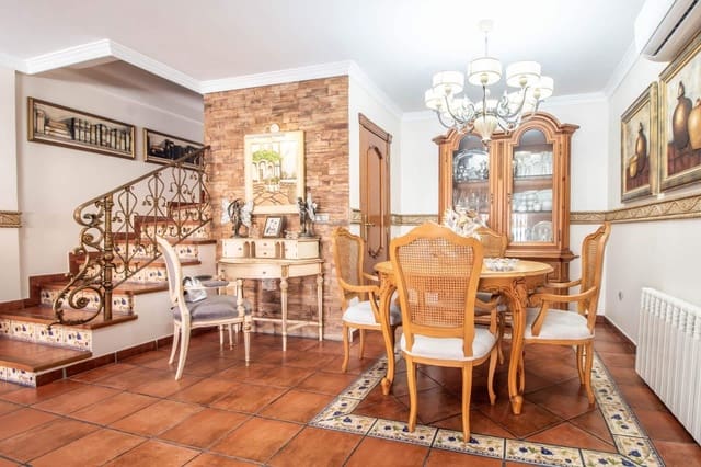 4 soveværelse Rækkehus til salg i La Zenia, Orihuela - € 360.000 (Ref: 9367260)