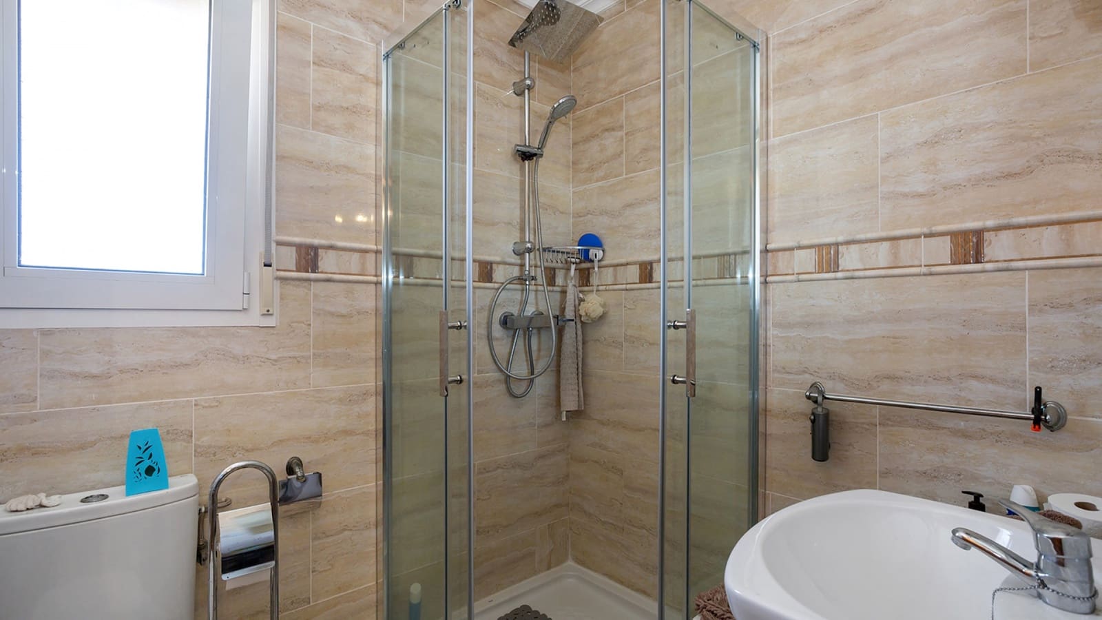 6 bedroom Villa for sale in Los Balcones with pool garage - € 617,000 (Ref: 9378906)