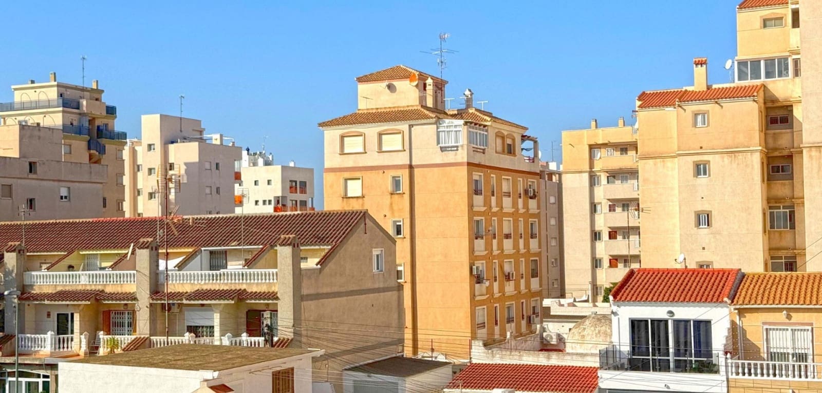 2 soverom Leilighet til salgs i Torrevieja - € 119 000 (Ref: 9502102)