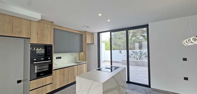 4 sypialnia Willa na sprzedaż w Los Balcones - Los Altos, Torrevieja - 495 000 € (Ref: 9527436)