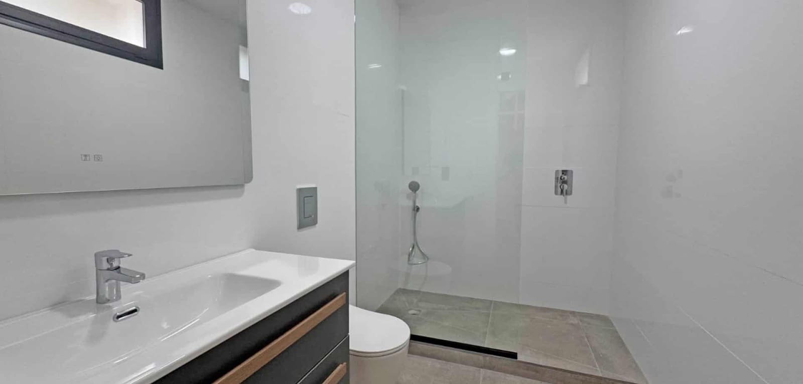 4 sypialnia Willa na sprzedaż w Torrevieja - 495 000 € (Ref: 9527436)