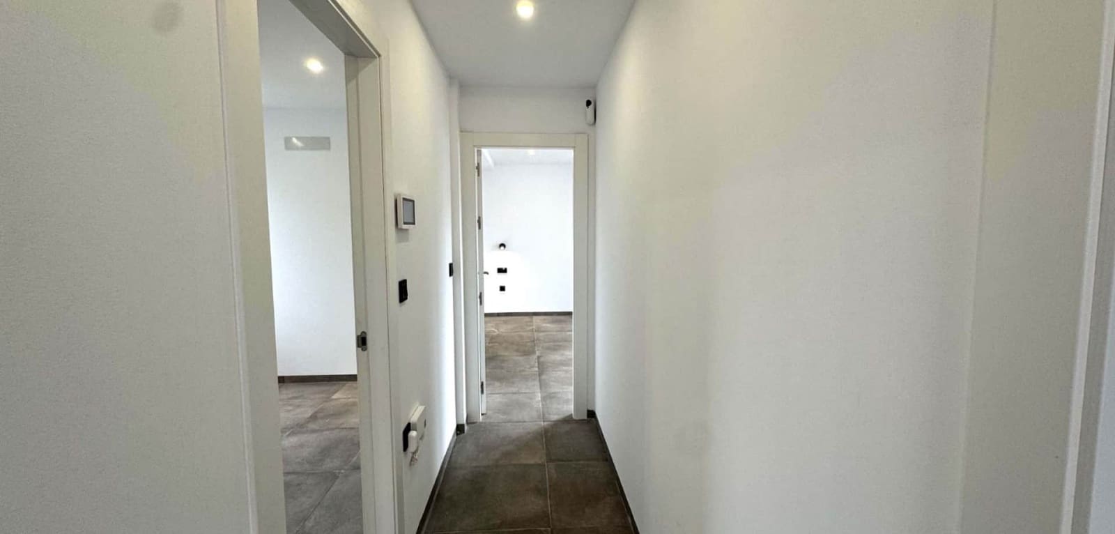 4 sypialnia Willa na sprzedaż w Torrevieja - 495 000 € (Ref: 9527436)