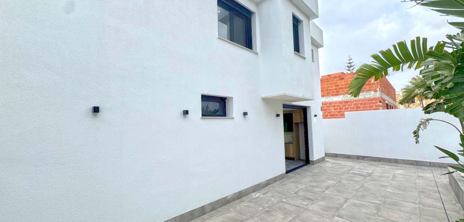 4 sypialnia Willa na sprzedaż w Torrevieja - 495 000 € (Ref: 9527436)