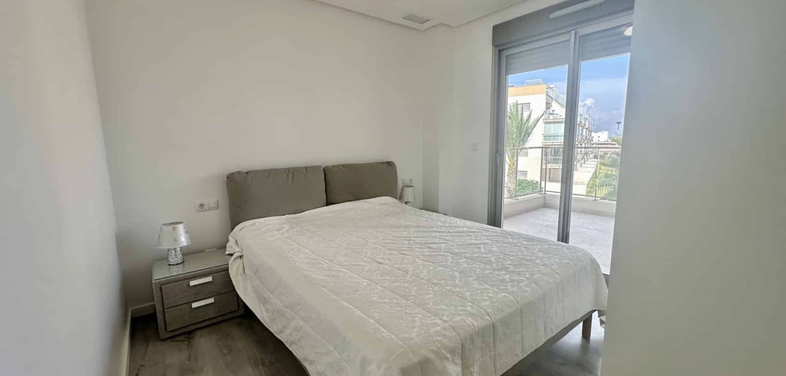 3 bedroom Apartment for sale in Villamartin - € 320,000 (Ref: 9527452)